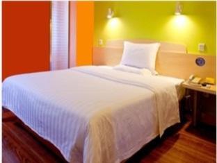 7 Days Inn Tanggu Hebei Road Тиендзин Екстериор снимка